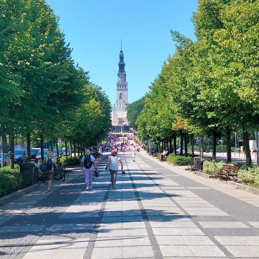Cicha Kawalerka W Samym Centrum Częstochowa Екстериор снимка
